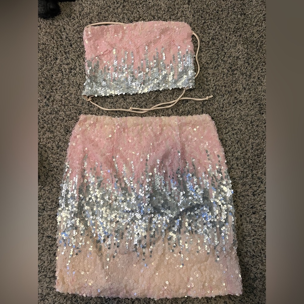 Pink sparkly set - Picture 2 of 2